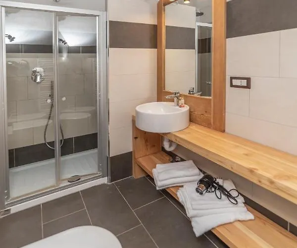 Stella Alpina Hotel 3*